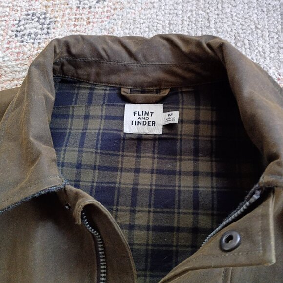 Flint and Tinder Flannel-lined Waxed Hudson Jacket (Forest, M) - Picture 2 of 9
